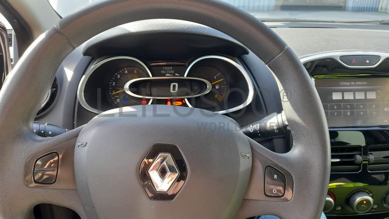 Renault Clio Dynamique S 1.5 DCi · Ano 2015