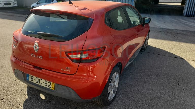 Renault Clio Dynamique S 1.5 DCi · Ano 2015