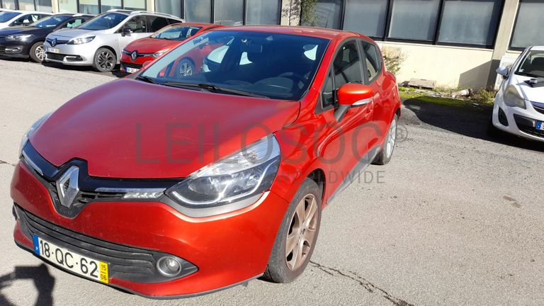 Renault Clio Dynamique S 1.5 DCi · Ano 2015