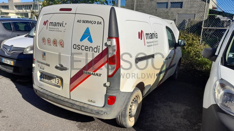 Renault Kangoo Maxi Business 1.5 DCi · Ano 2015