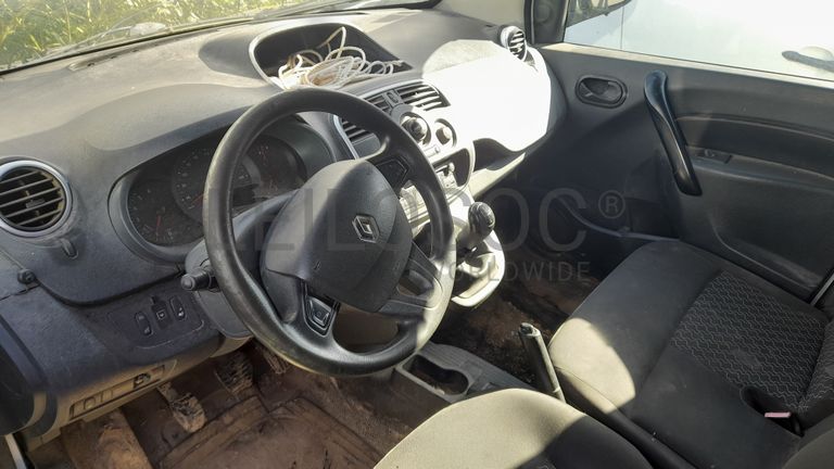 Renault Kangoo Maxi Business 1.5 DCi · Ano 2015