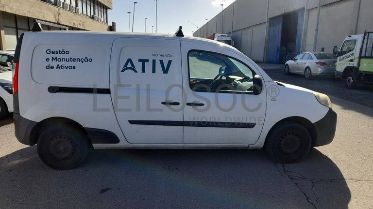 Renault Kangoo Maxi Business 1.5 DCi · Ano 2015