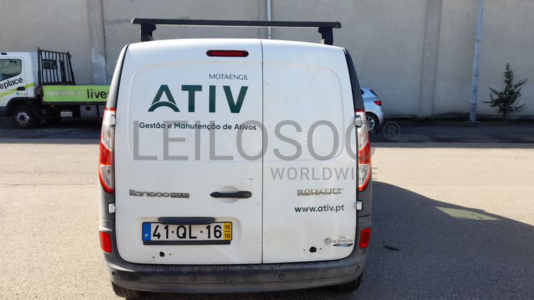 Renault Kangoo Maxi Business 1.5 DCi · Ano 2015