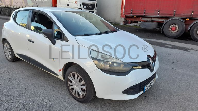 Renault Clio Societé Van 1.5 DCi · Ano 2015