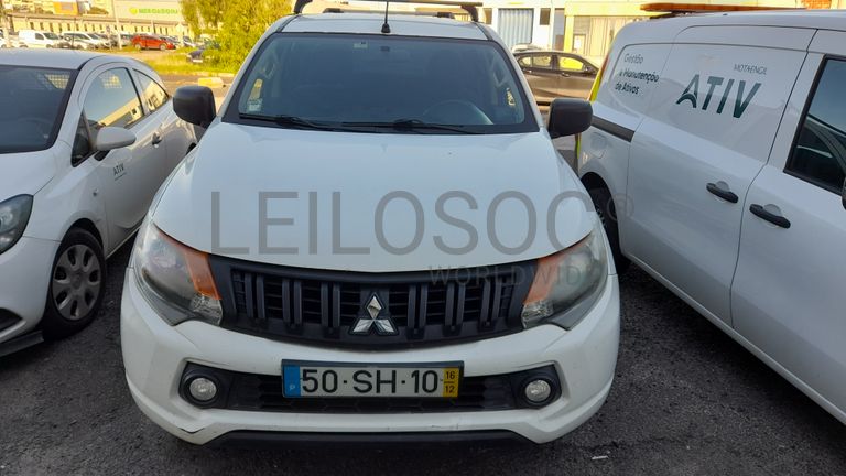 Mitsubishi L200 CD 2.4 DI-D · Ano 2017