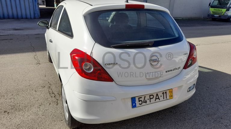 Opel Corsa Van 1.3 CDTi · Ano 2014