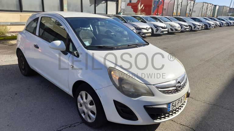 Opel Corsa Van 1.3 CDTi · Ano 2014