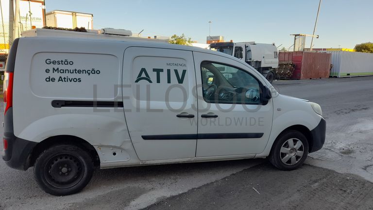 Renault Kangoo Maxi Business 1.5 DCi · Ano 2016