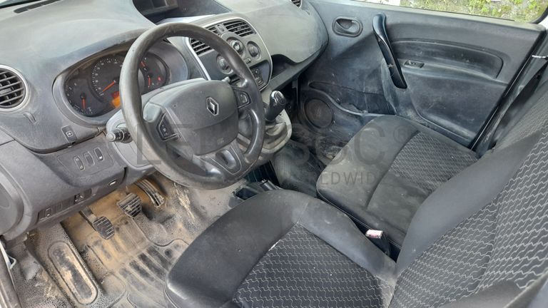 Renault Kangoo Maxi Business 1.5 DCi · Ano 2016