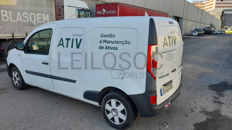 Renault Kangoo Maxi Business 1.5 DCi · Ano 2016