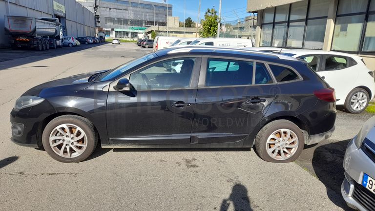 Renault Megane Sport Tourer 1.5 DCi · Ano 2015