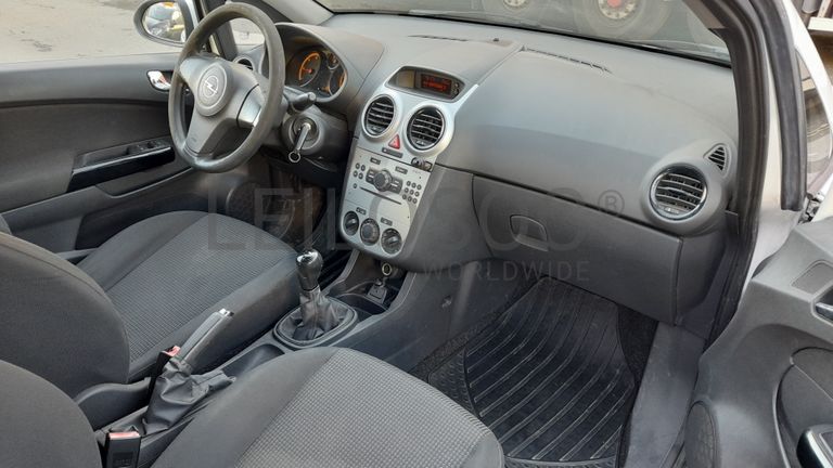 Opel Corsa Van 1.3 CDTi · Ano 2013