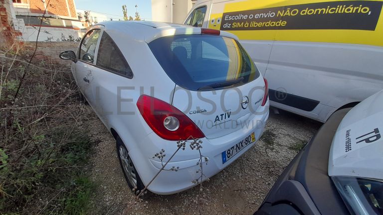 Opel Corsa Van 1.3 CDTi · Ano 2013