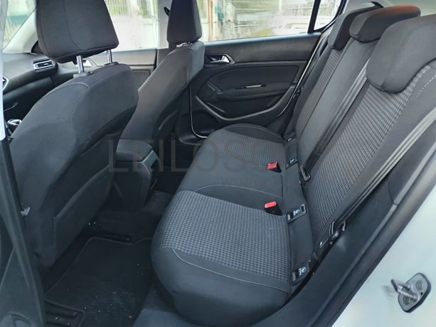 Peugeot 308 1.5 BlueHdi · Ano 2020