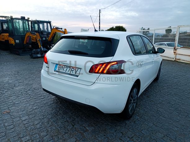 Peugeot 308 1.5 BlueHdi · Ano 2020