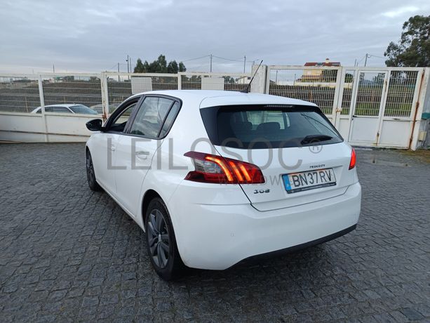 Peugeot 308 1.5 BlueHdi · Ano 2020