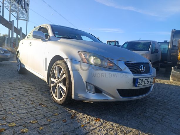 Lexus IS 220D · Ano 2006