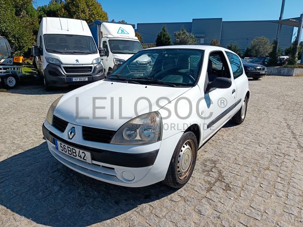Renault Clio · Ano 2005