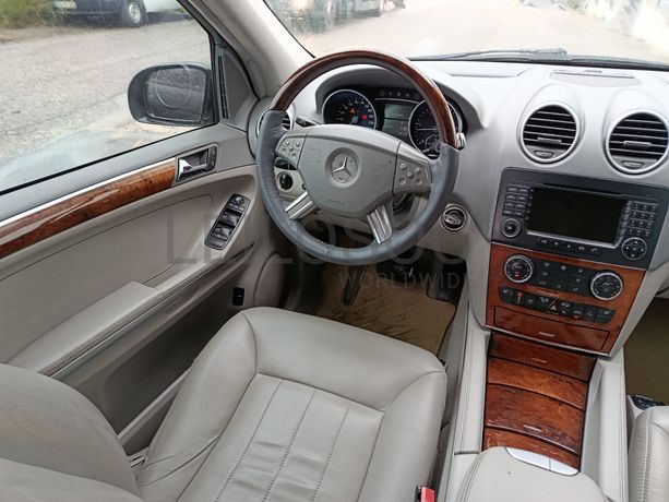 Mercedes-Benz ML 320 · Ano 2006