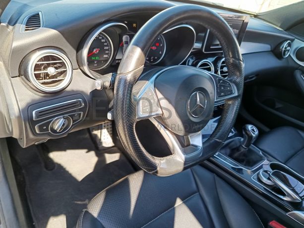 Mercedes-Benz C180 · Ano 2017