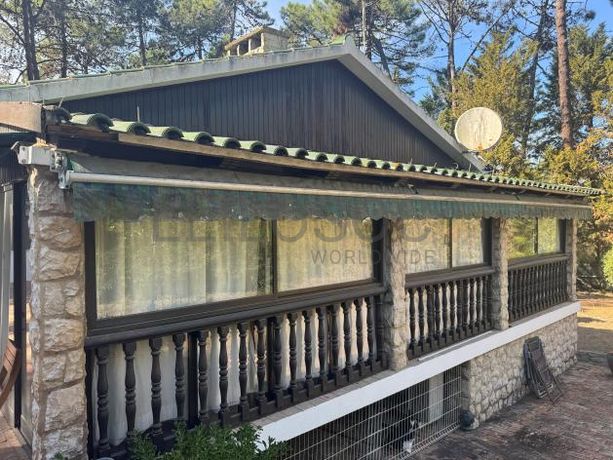 Moradia V5 com Piscina · Herdade da Aroeira, Almada