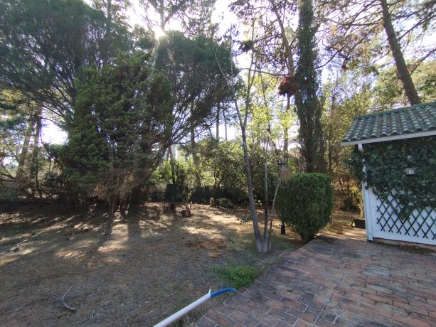 Moradia V5 com Piscina · Herdade da Aroeira, Almada