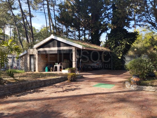 Moradia V5 com Piscina · Herdade da Aroeira, Almada