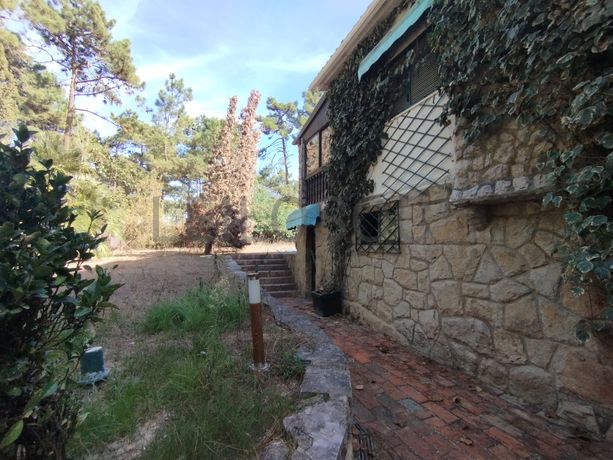 Moradia V5 com Piscina · Herdade da Aroeira, Almada