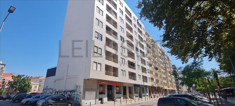 Apartamento T3 · Setúbal