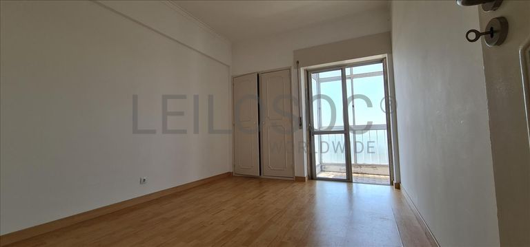 Apartamento T3 · Rio de Mouro, Sintra