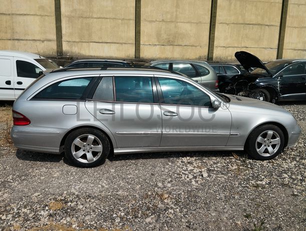 Mercedes-Benz E 270 CDI · Ano 2003
