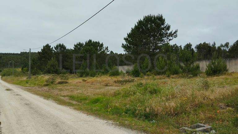 Lote de Terreno para Construção · Gaeiras, Óbidos