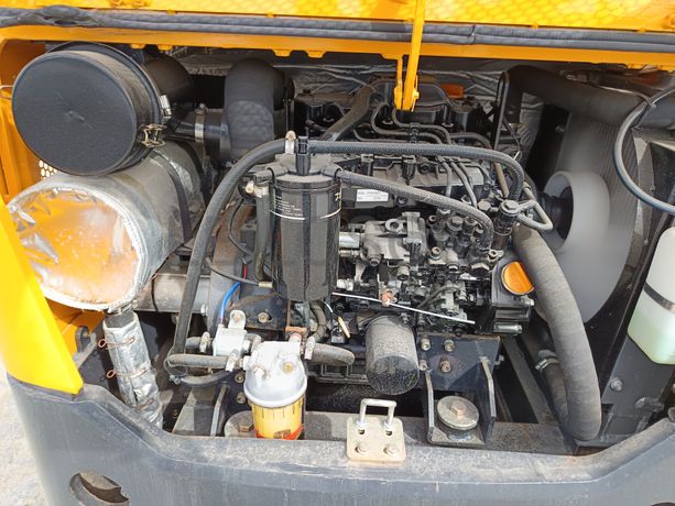 Mini Giratória Infront YFE20 · Ano 2023