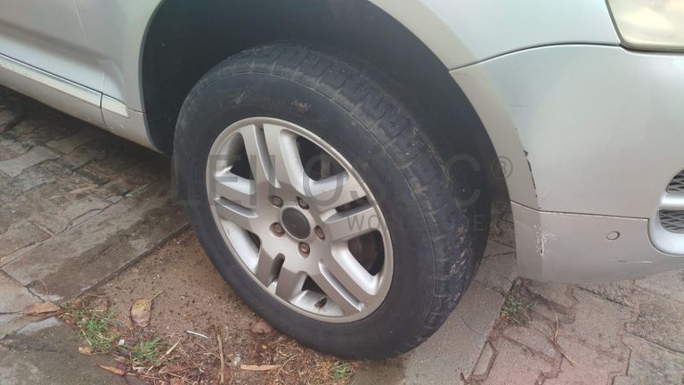 Volkswagen Touareg - 2010