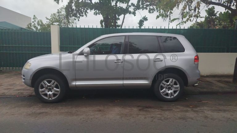 Volkswagen Touareg - 2010