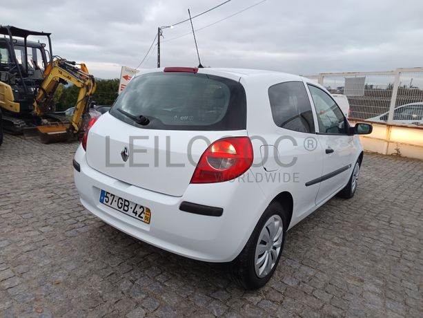 Renault Clio 1.5 DCi · Ano 2008