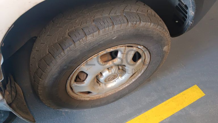 Camião-cisterna Toyota Hino - 2003