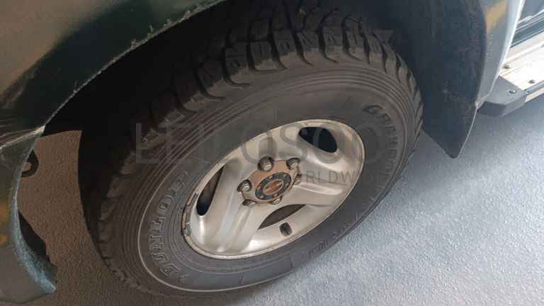 Toyota Land Cruiser - 2002