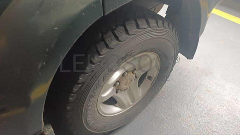 Toyota Land Cruiser - 2002