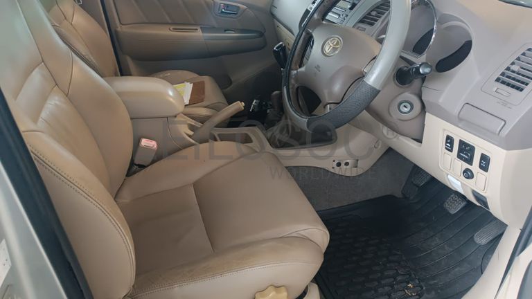 Toyota Fortuner - 2008