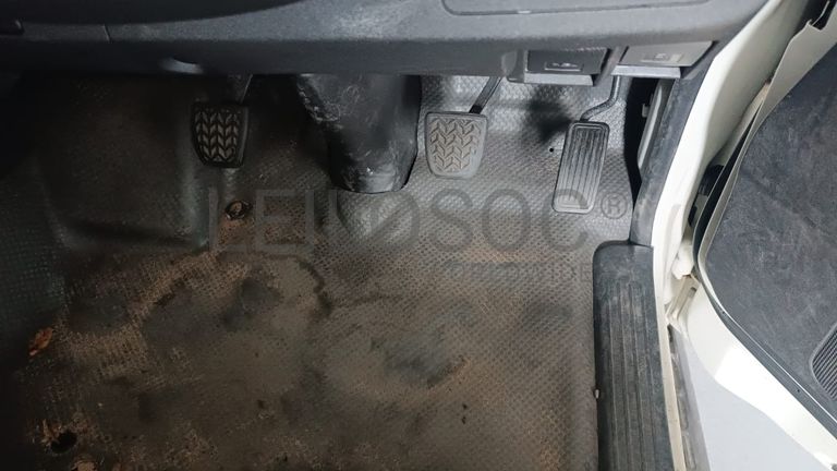 Toyota Quantum - 2010