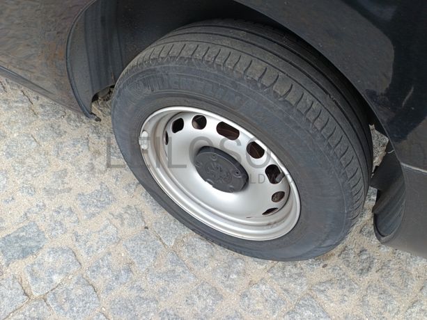 Peugeot Partner · Ano 2018