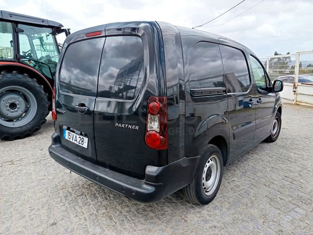 Peugeot Partner · Ano 2018