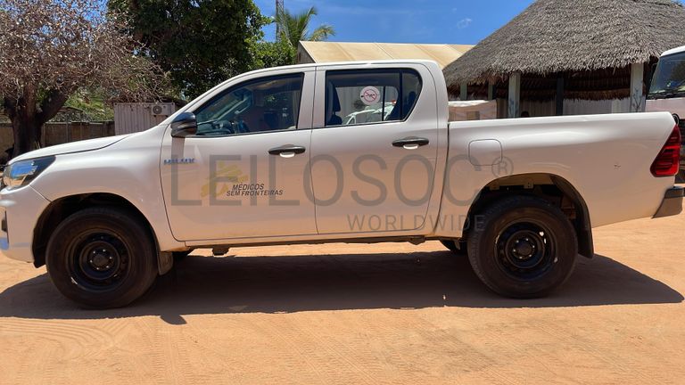 Toyota Hilux 2.4. 3,085m - 2022