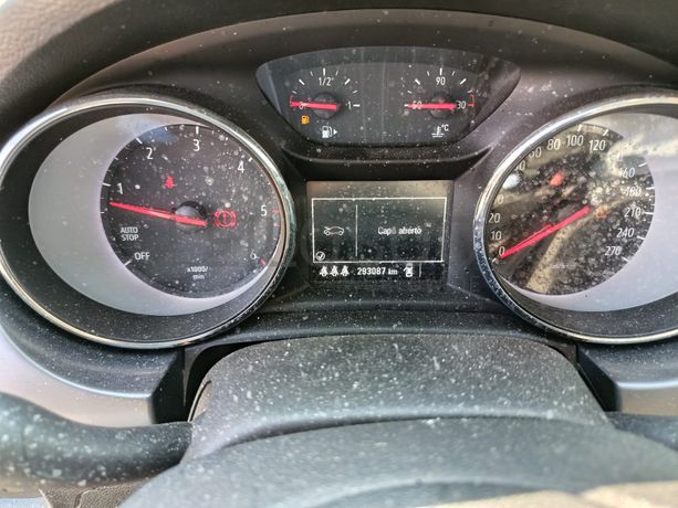 Opel Astra K Sports Tourer · Ano 2017