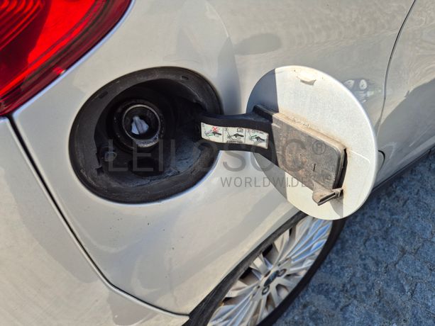 Ford C-Max · Ano 2012