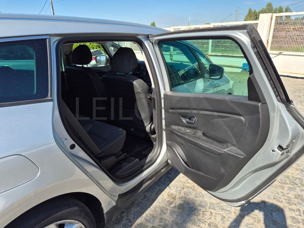 Renault Grand Scénic · Ano 2020