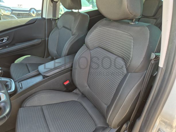 Renault Grand Scénic · Ano 2020