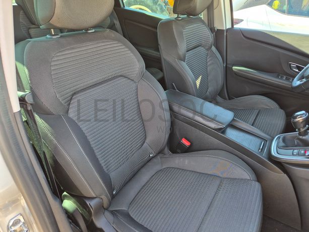 Renault Grand Scénic · Ano 2020