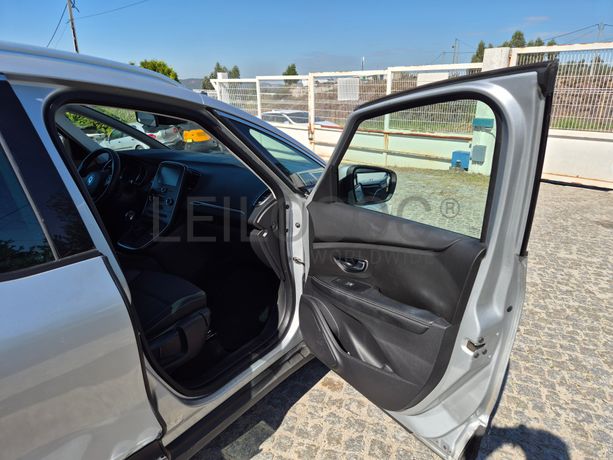 Renault Grand Scénic · Ano 2020